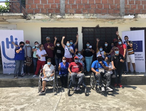 Comité comunitario de Corintio y equipo HI después de una mesa de trabajo inclusivo de GIRD
